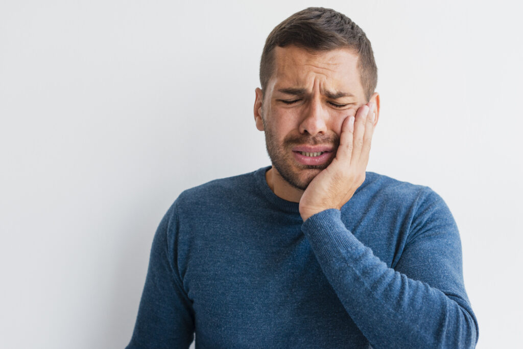 Dolor de muela insoportable: causas y soluciones inmediatas