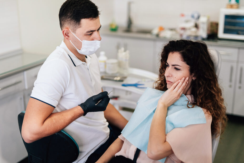 Urgencias dentales en vacaciones: Cómo actuar si te pasa lejos de casa